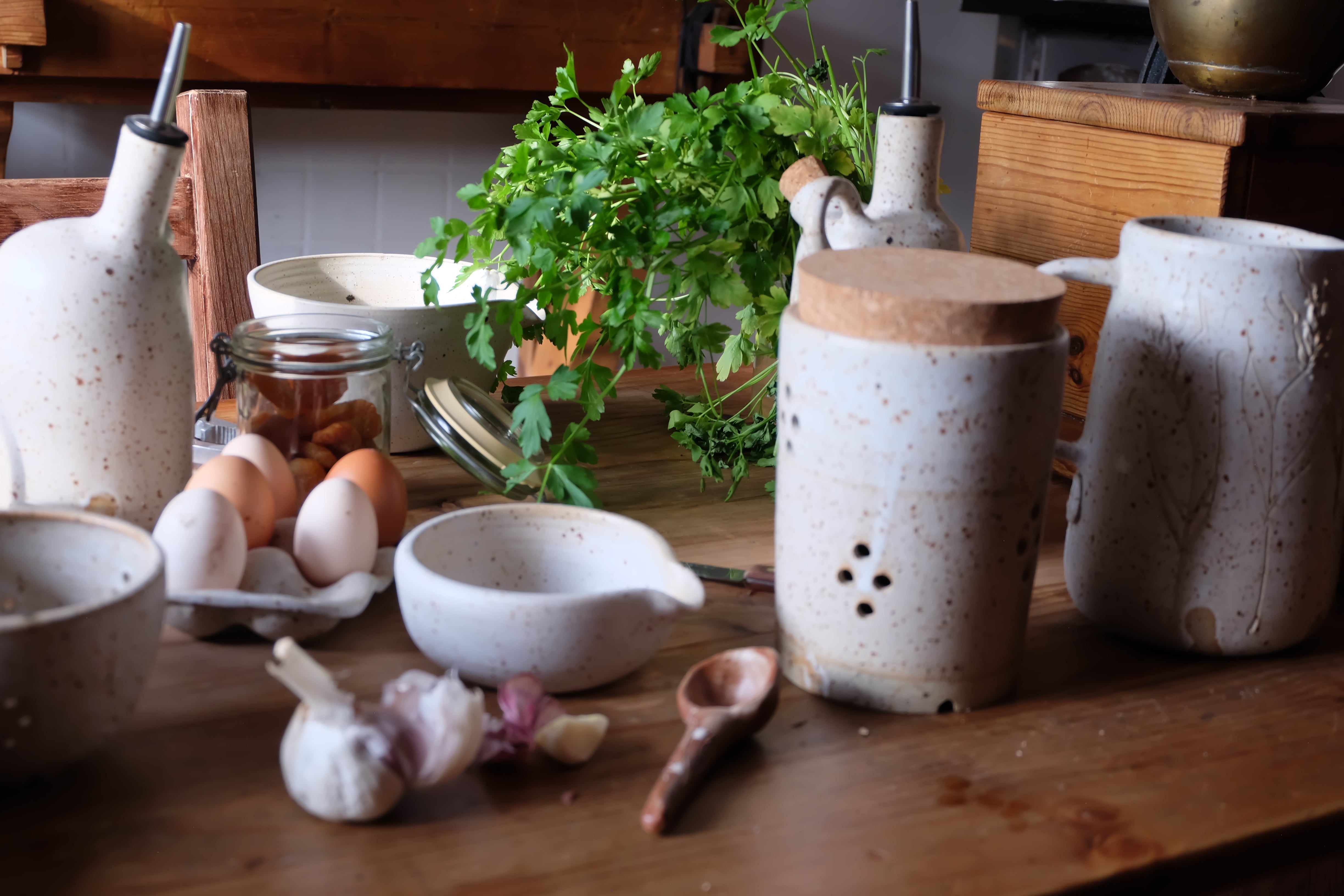garlic jar