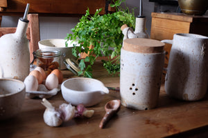garlic jar