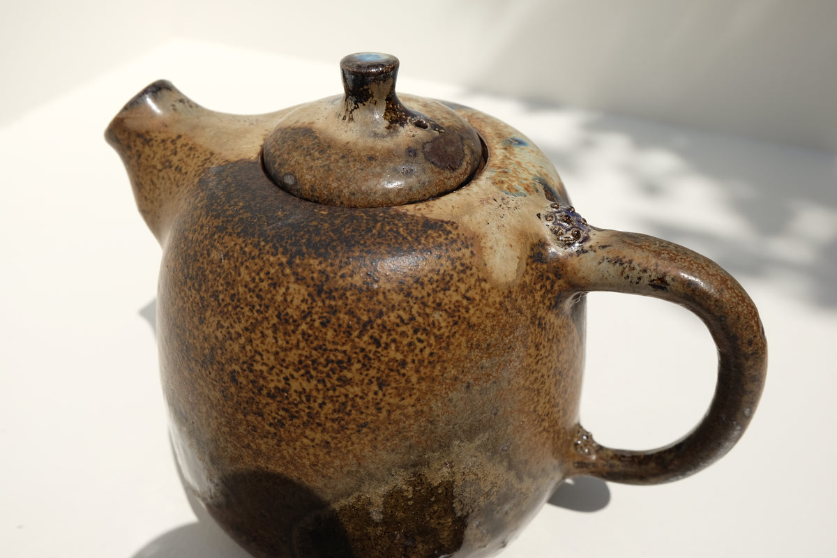 salt teapot