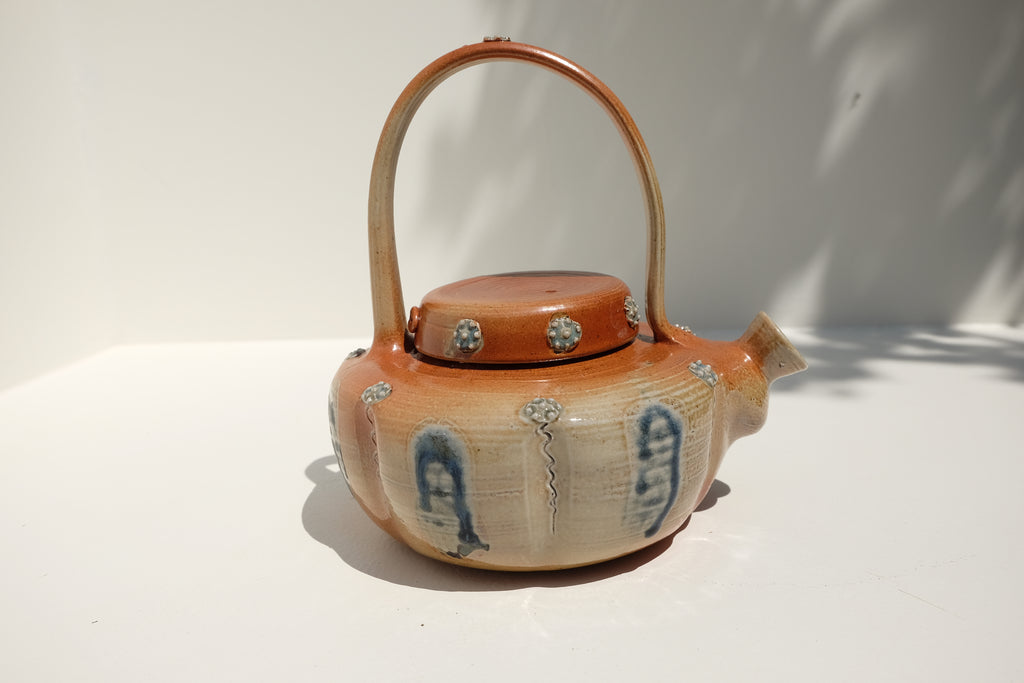 salt teapot