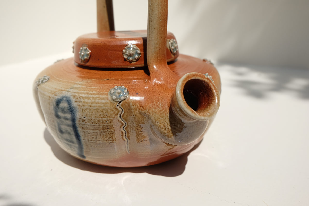 salt teapot