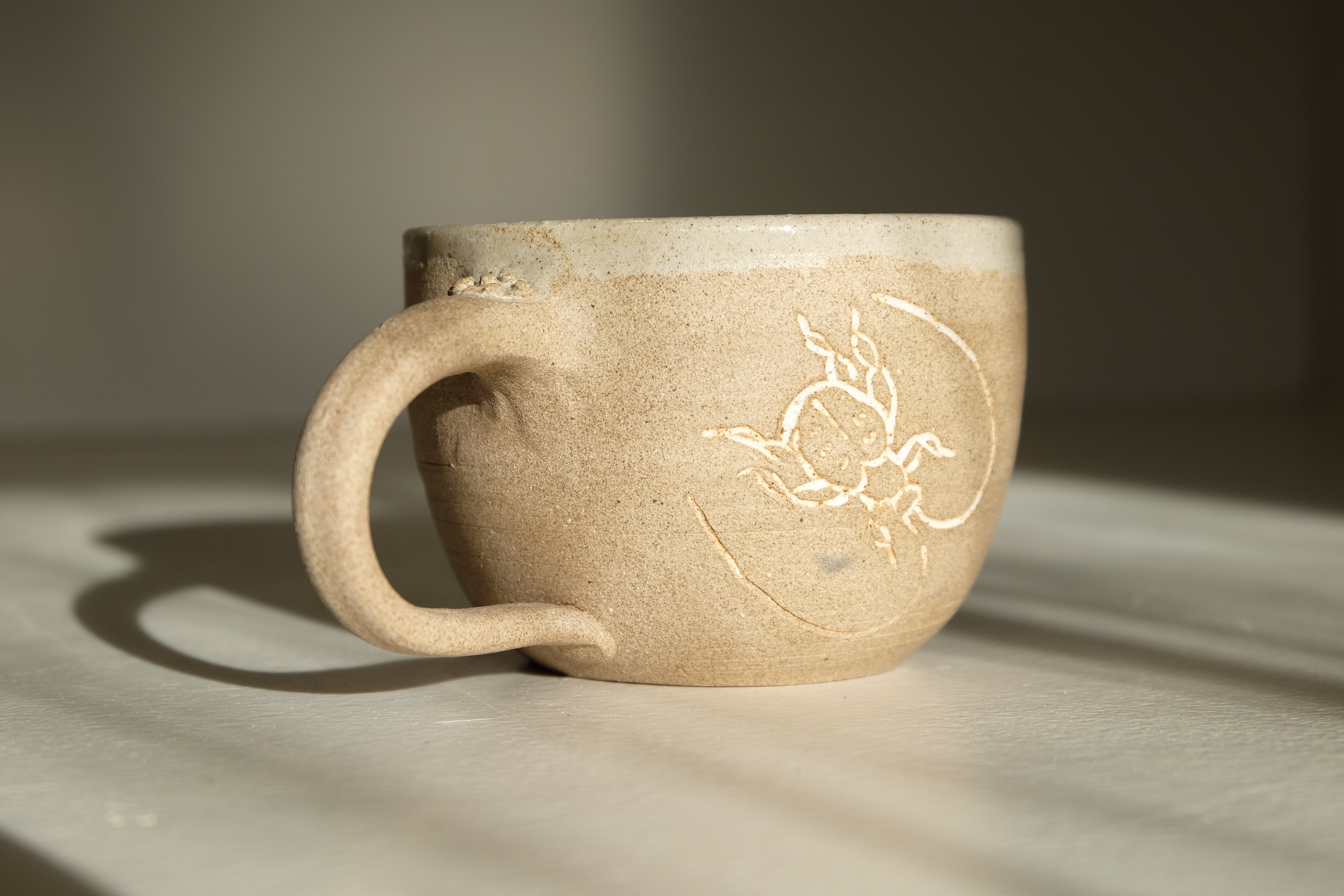 tiny insect mug