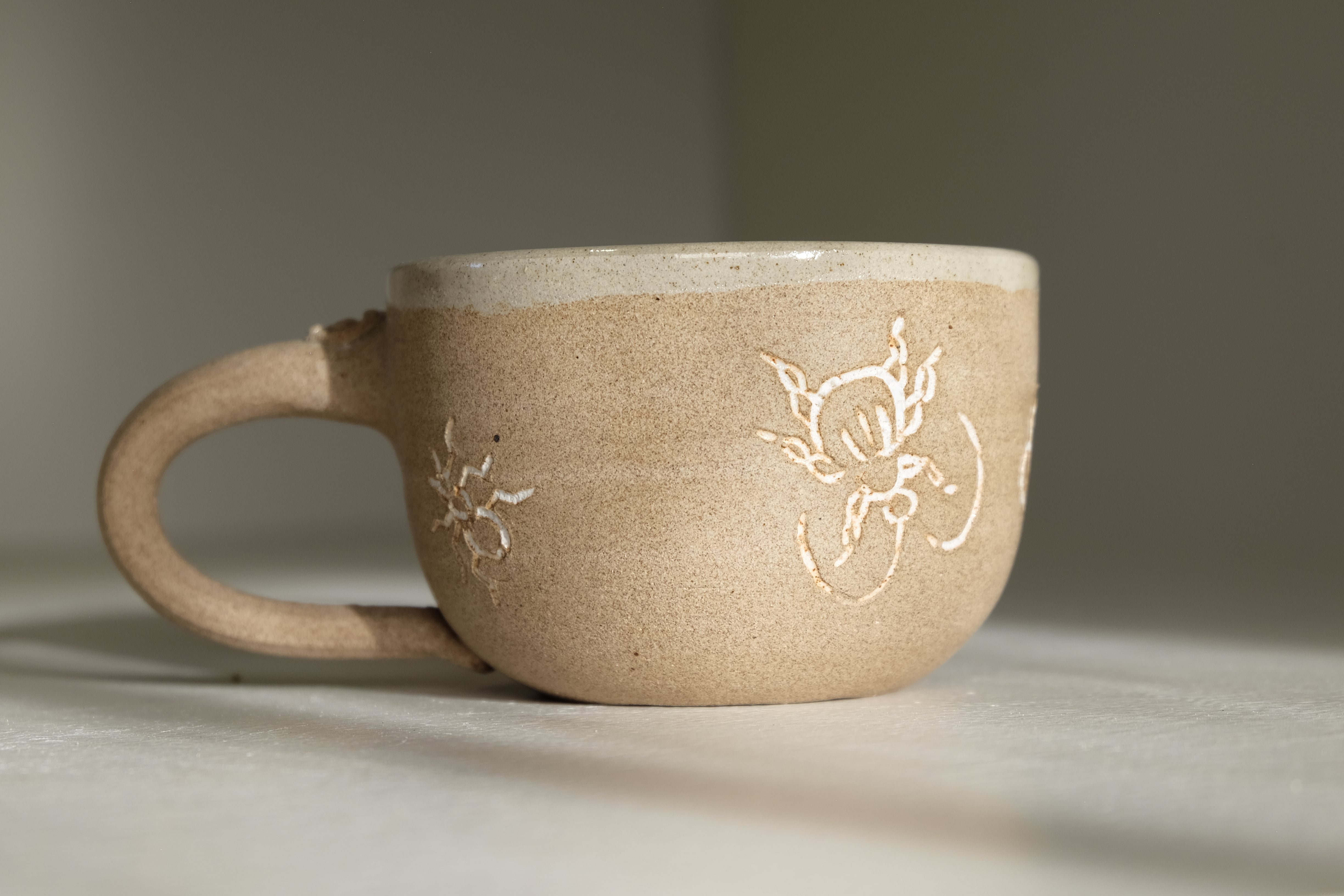 insect tiny mug
