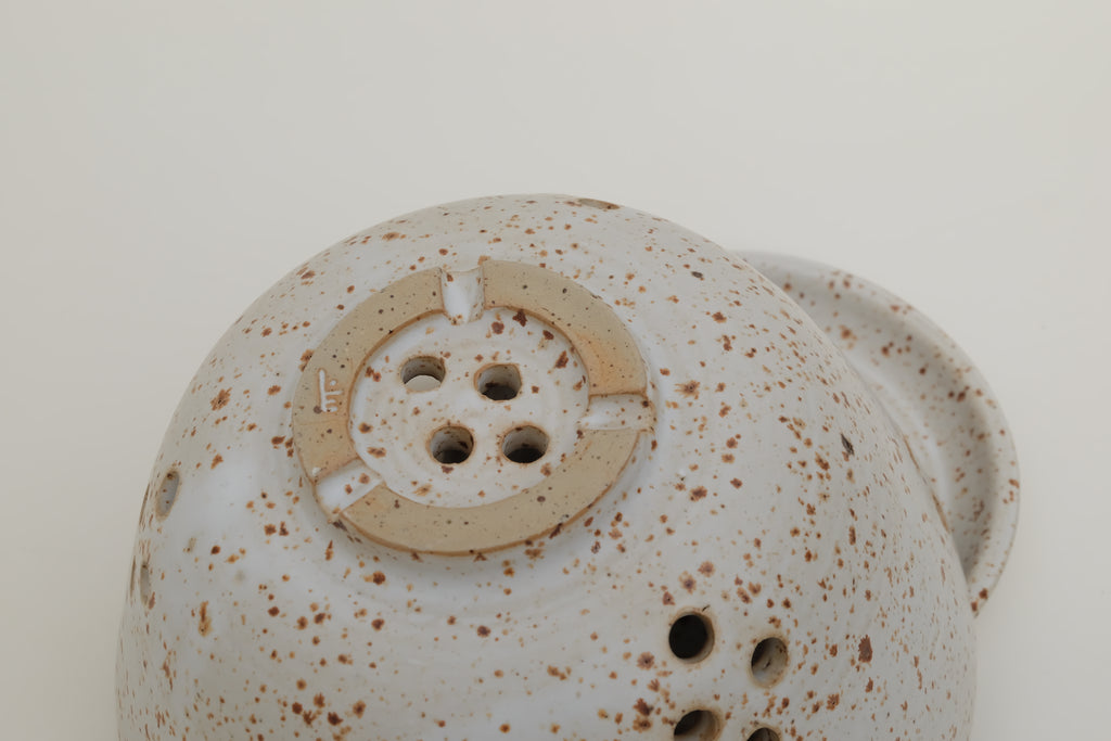 colander