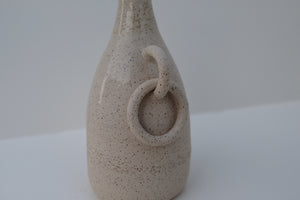chain vase